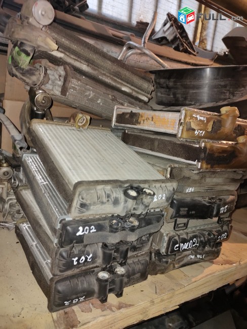 Mercedes w202 w124 zapchast peji radyatr radyatr peji nasos