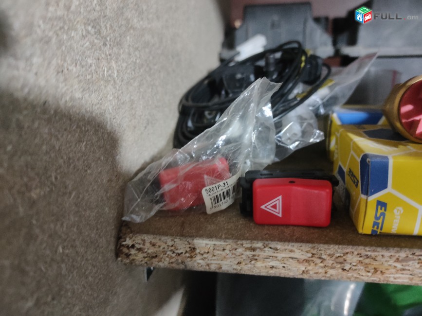 Mercrdes avaryoni knopka jri dachik w202 w124 w210