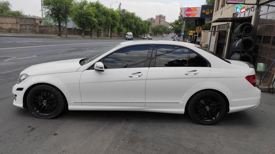 Panther Motors ապակիների մգեցում