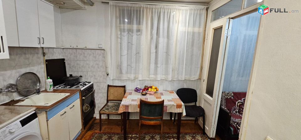 KOD A6785 Խաչատրյան փ., 1 սենյակ, քարե շենք