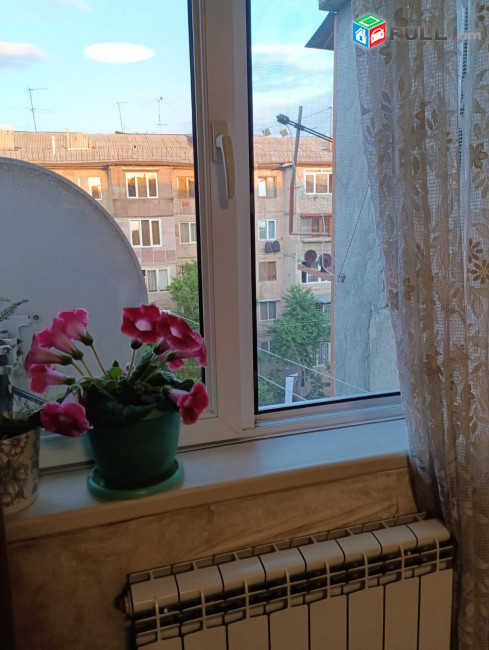 VACHARVUM  E  2 SEN  2 ZANGVAC  MOLDOVAKAN  5/5
