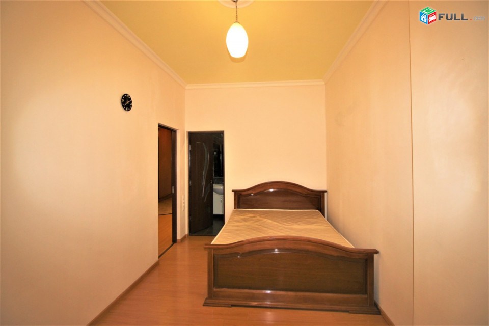 Սայաթ-Նովայի պողոտա,86ք.մ, 3 սենյականոց բնակարան,2 սանհանգույց,for rent,Կոդ B1315