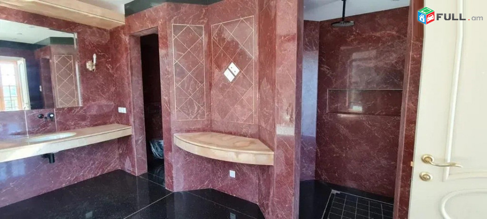 Վաճառվում է բնակելի ընդարձակ, կապիտալ վերանորոգված առանձնատուն Ծարավ Աղբյուր փողոցում For sale C1705