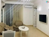 Վարձով է տրվում 3 սենյականոց բնակարան։ For rent կոդ B1639