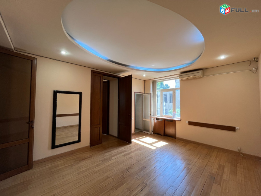 Վարձով 1-ին գիծ կոմերցիոն տարածք։For rent կոդ G2592