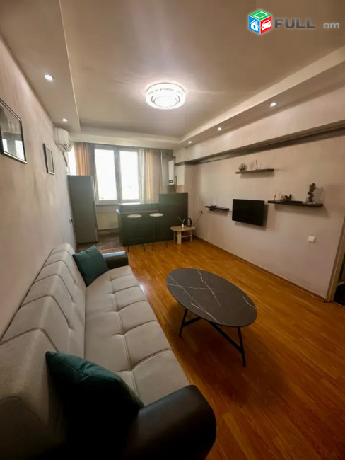 վաճառվում է 2 սենյականոց  բնակարան։ For sale կոդ C1837