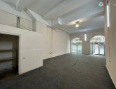  Վարձով է տրվում 1-ին գիծ կոմերցիոն տարածք։ For rent կոդ G2616