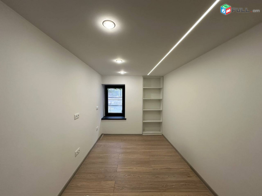 Վարձով է տրվում  գրասենյակային տարածք։ For rent կոդ G2628