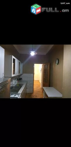 Vardzov e trvum 3 senyakanoc bnakaran Kentronum