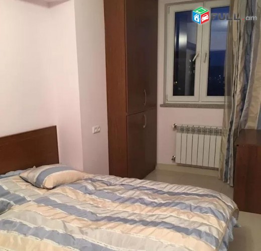 Vardzov e trvum 2 senyakanoc bnakaran Kentronum