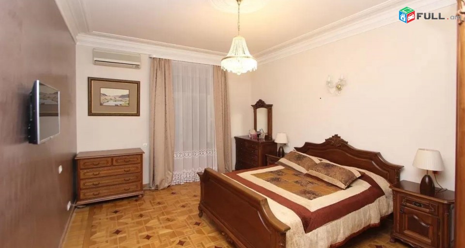 Vardzov e trvum 3 senyakanoc bnakaran Kentronum