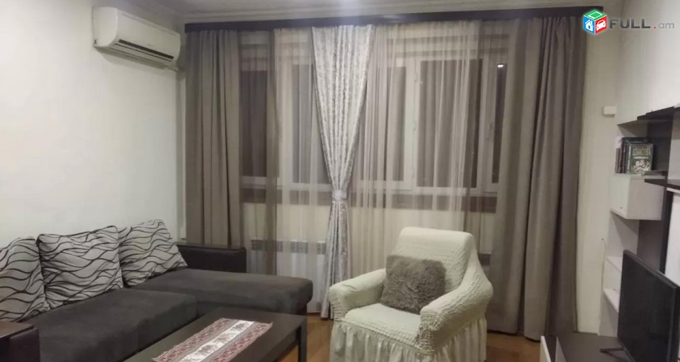 Oravardzov e trvum 2 senyakanots bnakaran Kentronum