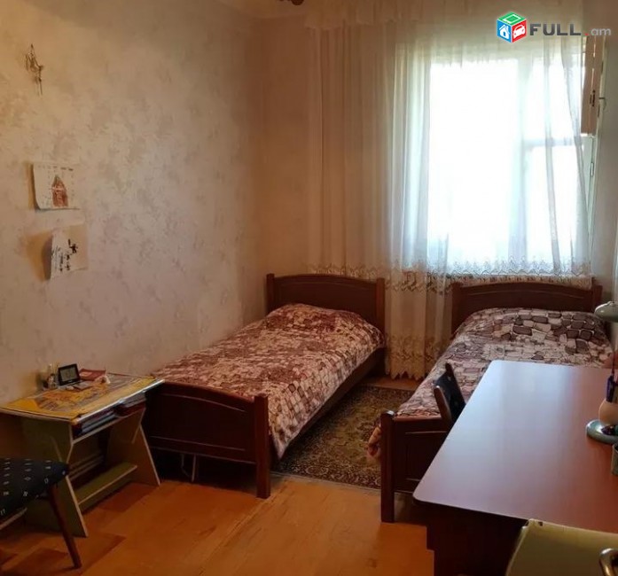 Vardzov e trvum 3 senyakanoc bnakaran Davitashenum