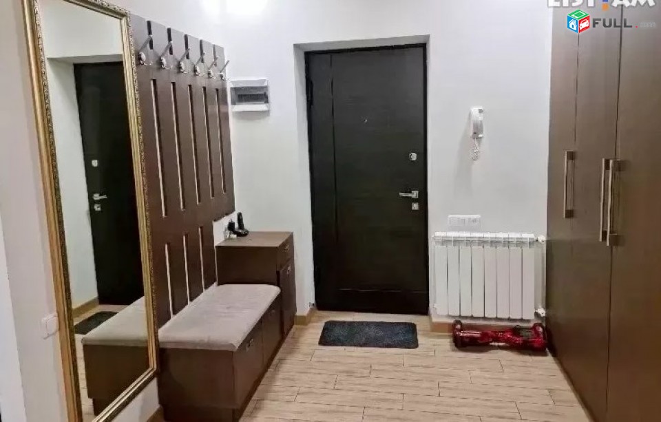 3 սենյականոց բնակարան Վարդանանց փողոցում