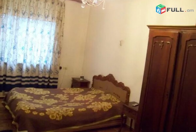 400qm komercion taracq Bagramyan pogocum