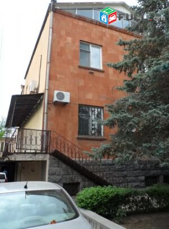 Erkharkani arandznatun kentronum, Shahinyan poxoc