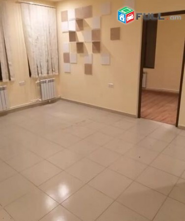 Վարձով կոմերցիոն տարածք Ավանում 1-ին գիծ Բ0113