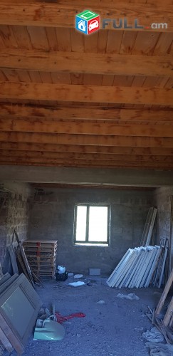 Ashtarak, geux Bazmaxbyur kentronum / Parpi, Bazmaxbur, Nazrvan /