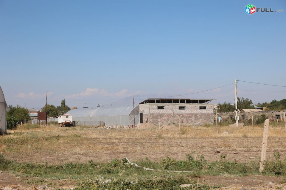 H0313 Կոմերցիոն տարածք  Ոսկեհատում