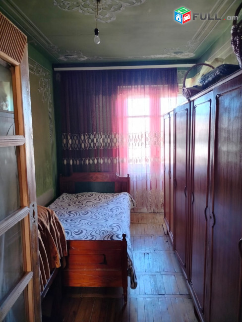 H0888 Ընդարձակ բնակարան ք․Աշտարակում