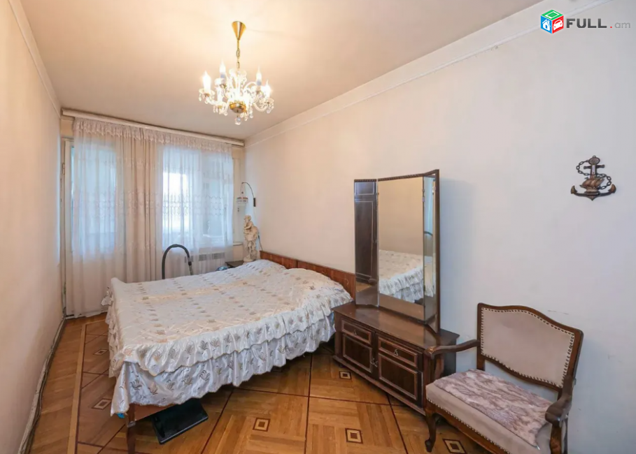 H0975 Ընդարձակ բնակարան Կոմիտասի պողոտայում