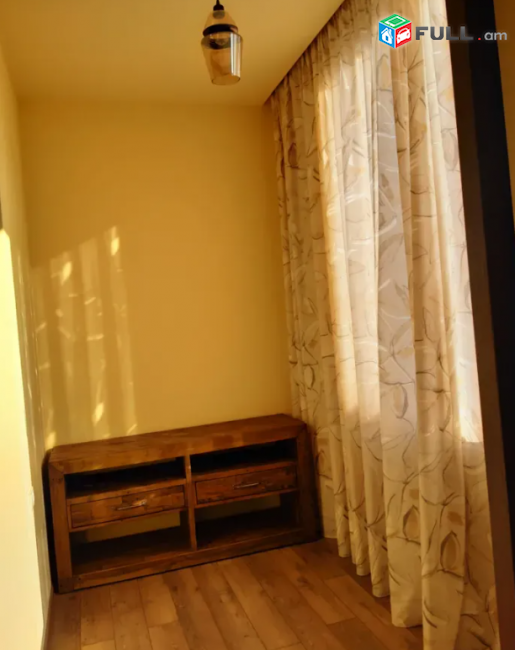 H0976 Բնակարան Կոմիտասում