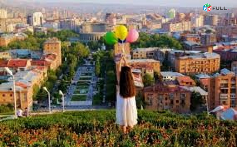 Քաղաքի կենտրոնական բանուկ մասում 3 հարկանի տարածք 1000քմ,Ե․Քոչար,1-ին գիծ