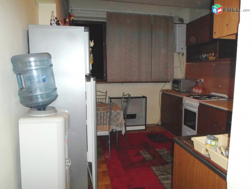 1 (ձևափոխած 2-ի) սենյականոց բնակարան Ե. Քոչարի փողոցում