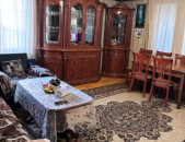 3 սենյականոց բնակարան Րաֆֆու փողոցում