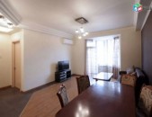 Օրավարձով 2 սենյականոց բնակարան Արամի փողոցում
