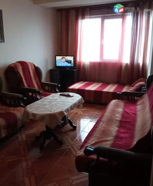 Վերանորոգված 1 սենյակ Ռոսիա Մոլի մոտ