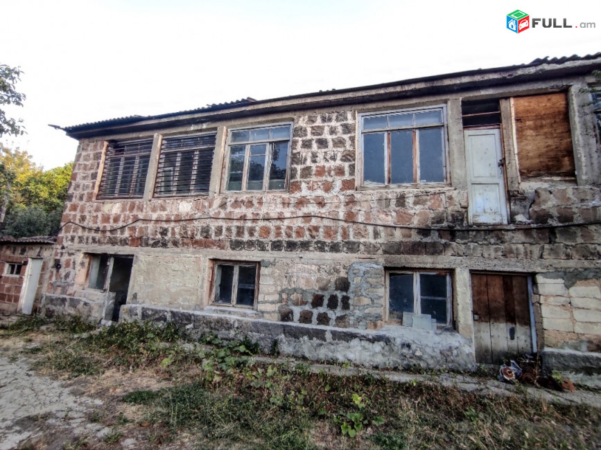 Բազմաֆունկցիոնալ գույք Զովաում SA568