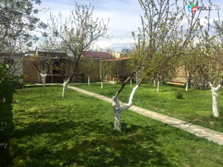 Բարձրարժեք Առանձնատուն. Ջրվեժում SM076
