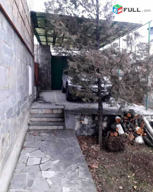 Հիանալի Առանձնատուն. Պտղնիում Հիանալի Առանձնատուն. MG073
