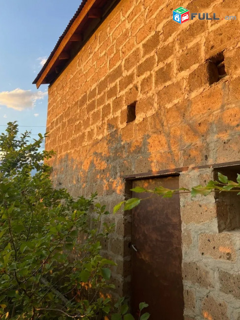 Էժան Առանձնատուն. Ձորաղբյուրում SM092