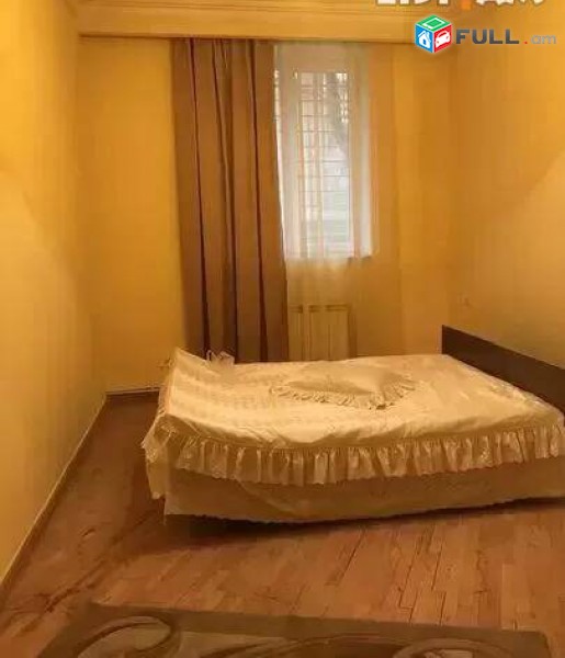 3 սենյականոց բնակարան Կիևյան փողոցում, 86 ք.մ., 3/5 հարկ, կապիտալ վերանորոգված, քարե շենք