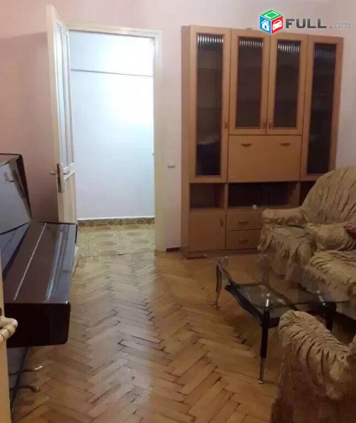 2 սենյականոց բնակարան Ազատության պողոտայում, 52 ք.մ., 2/4 հարկ, կապիտալ վերանորոգված, քարե շենք