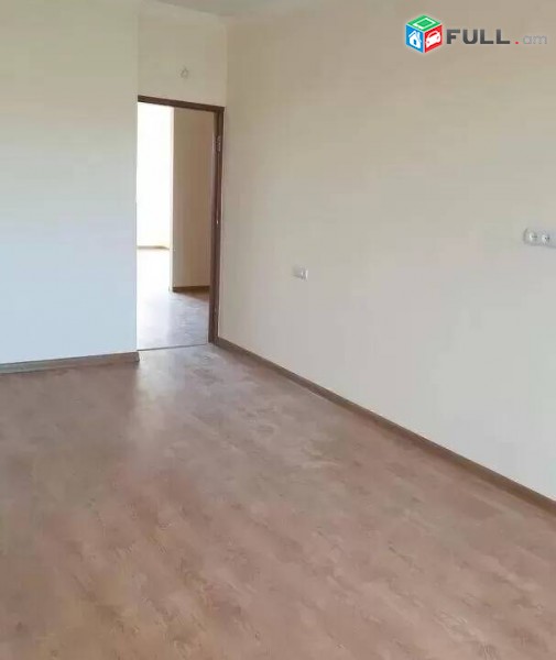 3 սենյականոց բնակարան Կոմիտասի պողոտայում, 92 ք.մ., 4/7 հարկ, կոսմետիկ վերանորոգում