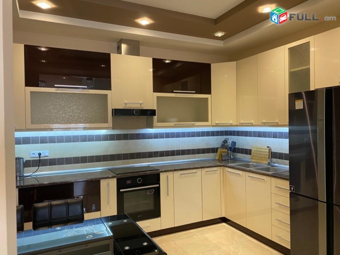 LUXE & MODERN 3 senyak bnakaran Buzand poxoc norakaruyc Kentron erkarajamket