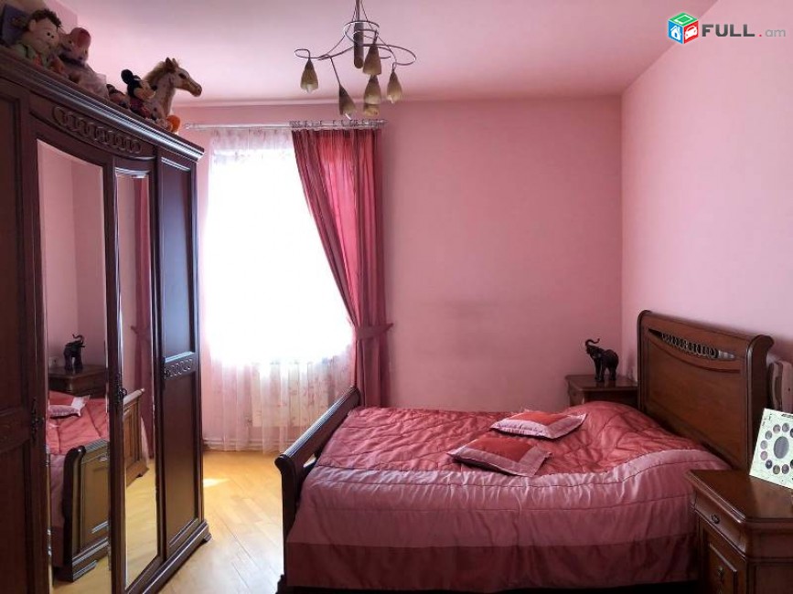 KOD 44811 Բնակարան Կենտրոնում 4  սենյականոց /DUPLEX/ բնակարան