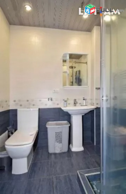 Կոդ 73376  Ադոնց փողոց 4 սենյականոց բն նորակառույց շենք