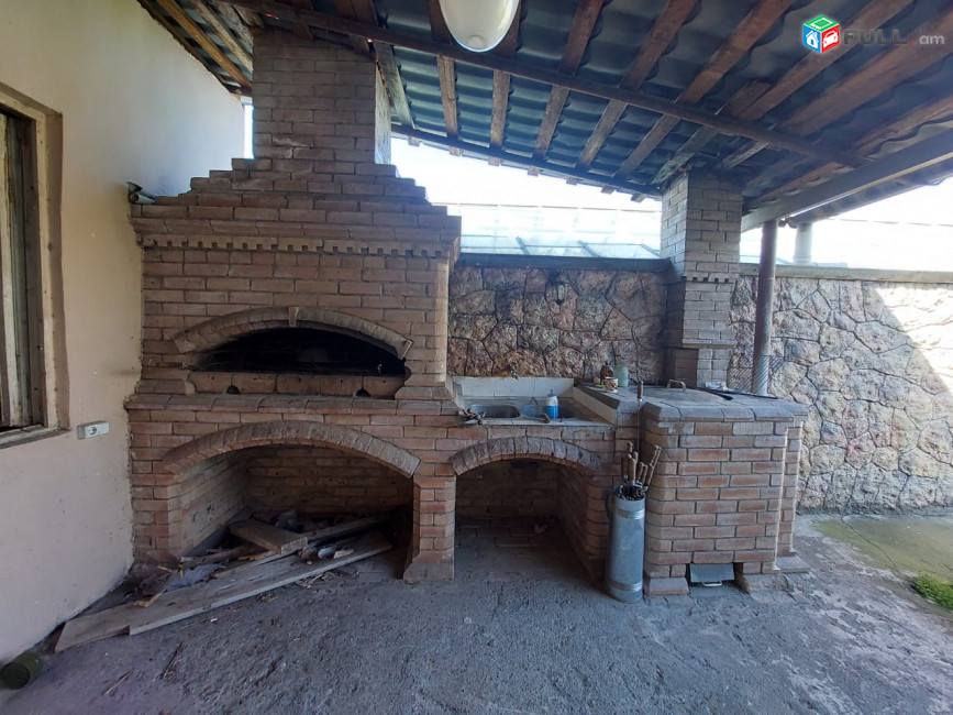 ID7838 Առանձնատուն Հաղթանակ թաղամասում