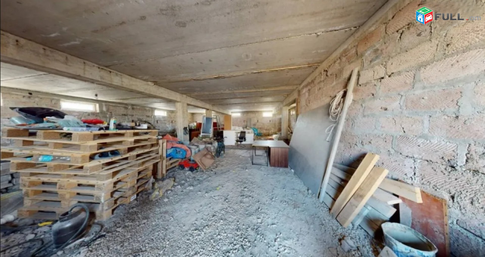 Երկու հարկանի քարե տուն Քասախում, 409 ք.մ., 2 սանհանգույց, մասնակի վերանորոգում