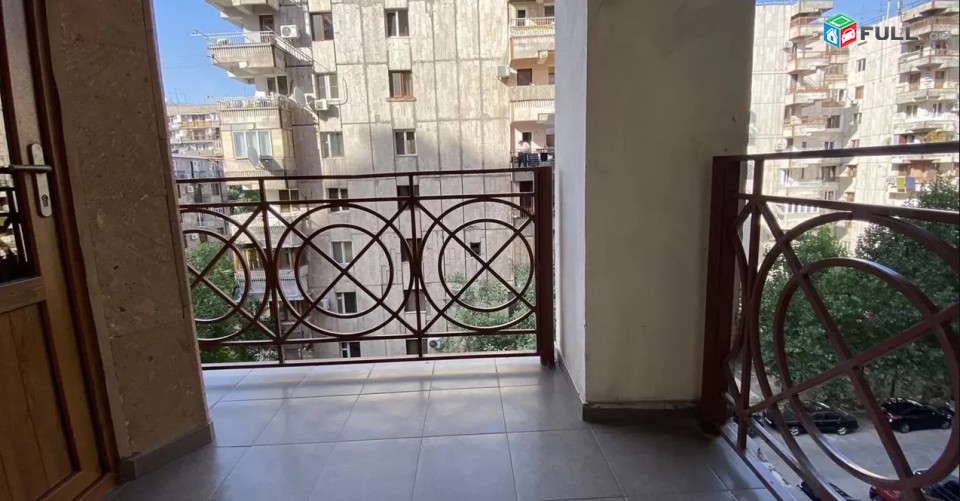 LA02454 Վարձով 4 սենյականոց բնակարան Եկմալյան փողոց , նորակառույց շենք