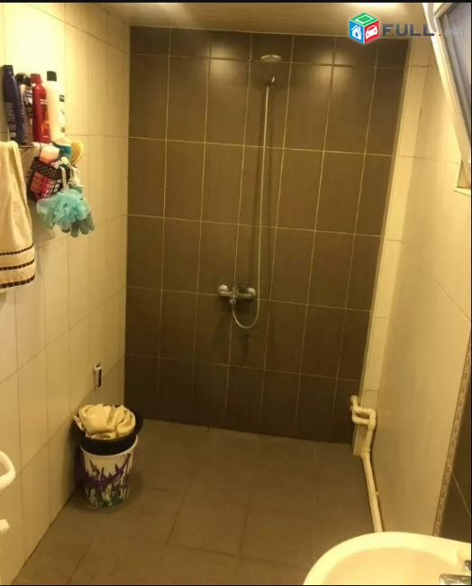 LA03964  Վարձով 3 սենյականոց 1 հարկանի քարե տուն Էրեբունի Կրիլովի փողոց Բութանիա