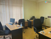 LA04120 Վարձով 160 քմ տարածք Տերյան փողոցում նորակառույց շենքի տակ