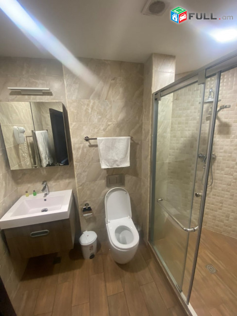LA04177 Վարձով 2 սենյականոց բնակարան Բյուզանդի փողոց , նորակառույց 