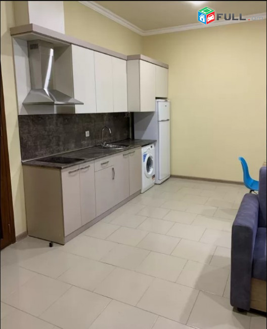 LA04247  Վարձով 3 սենյականոց բնակարան Բագրատունյաց փողոց , 3 մասի մետրոյի մոտ