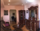LA04395 Վարձով 2 սենյականոց բնակարան Վիկտոր Համբարձումյան
