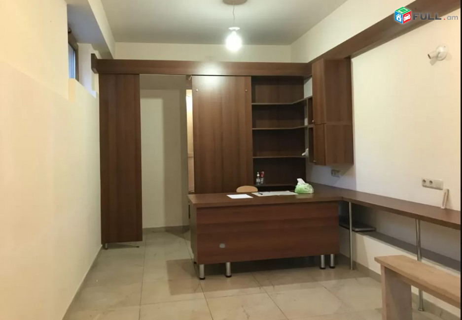 LA04543 Վարձով 23 քմ գրասենյակային տարածք Հրաչյա Քոչար , Վաղարշյան խաչմերուկի մոտ